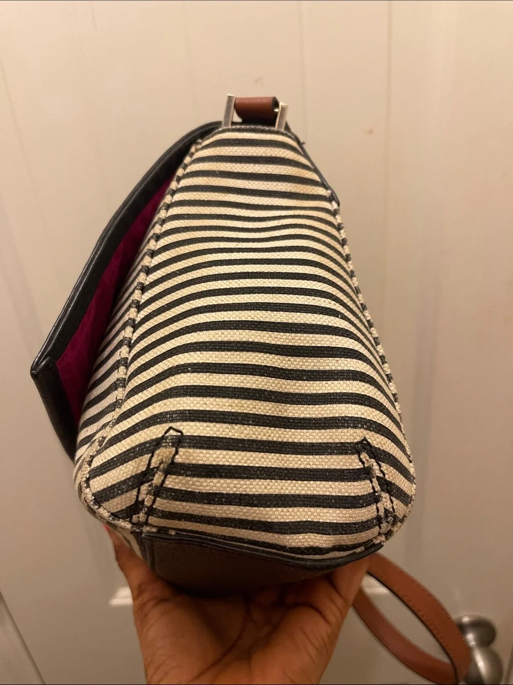 Kate Spade please check all picture of condition
